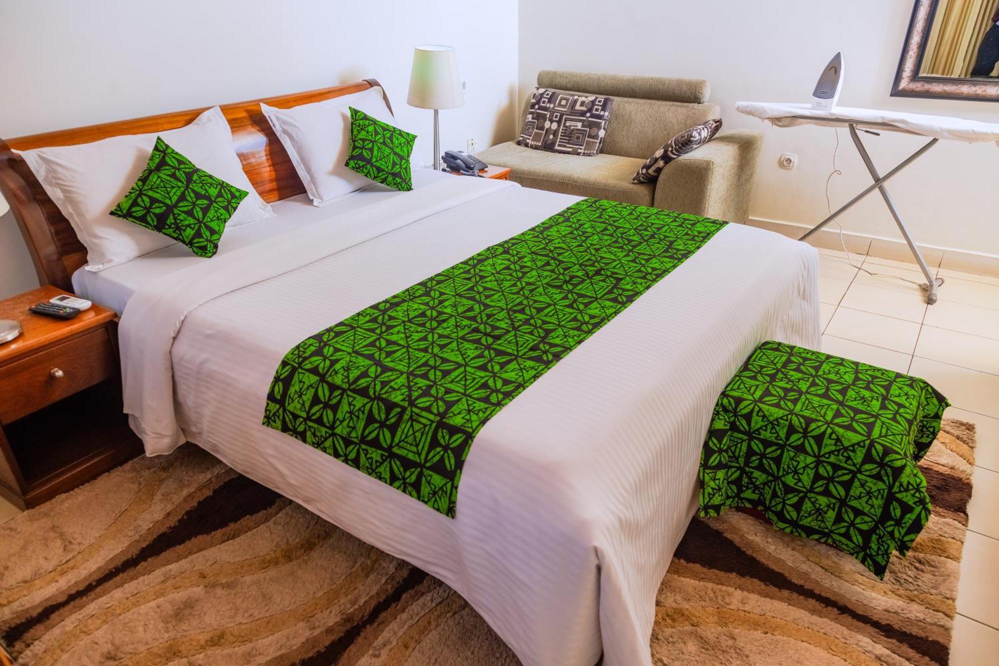One Click Hotel Kigali Bagian luar foto